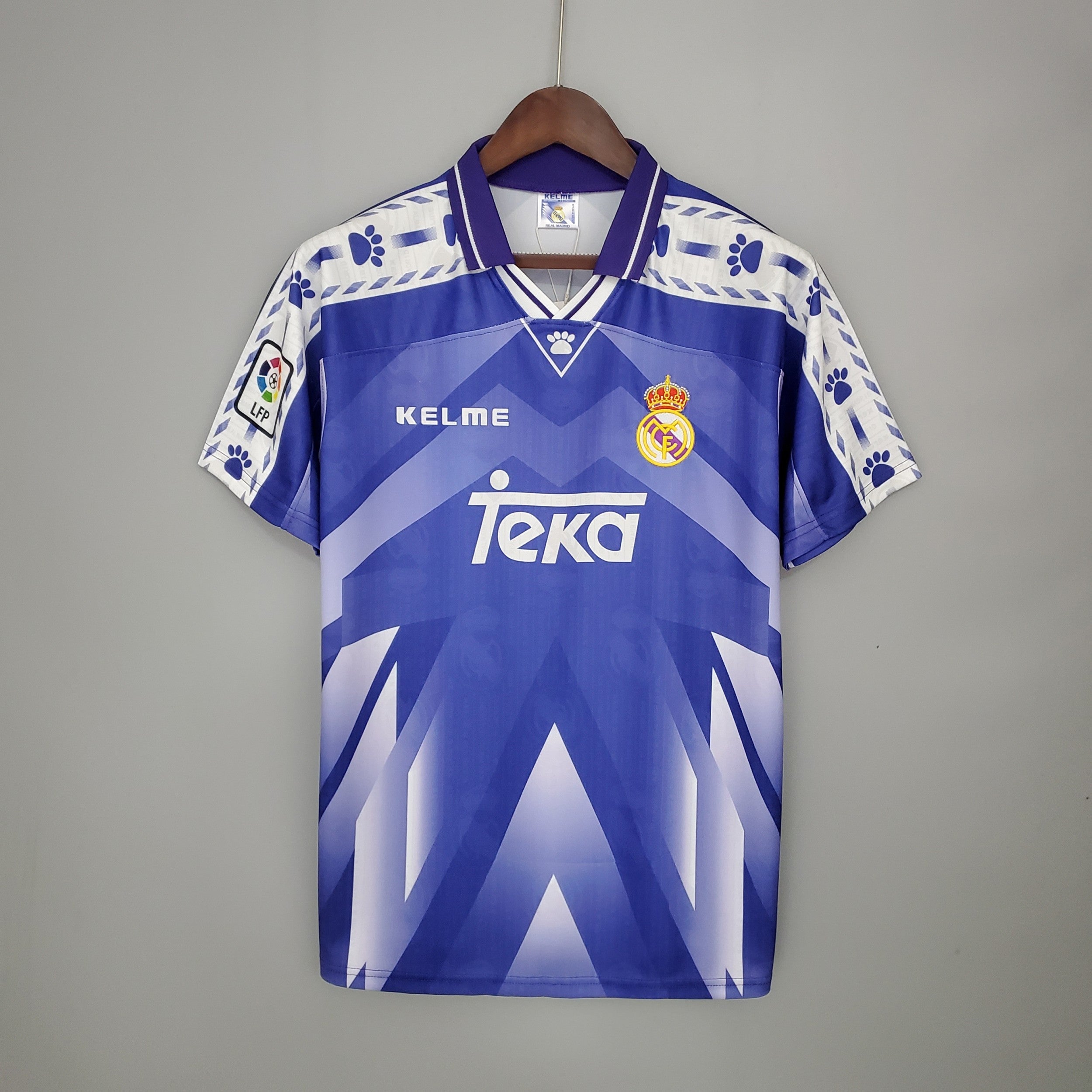 Retro Real Madrid 96/97 away