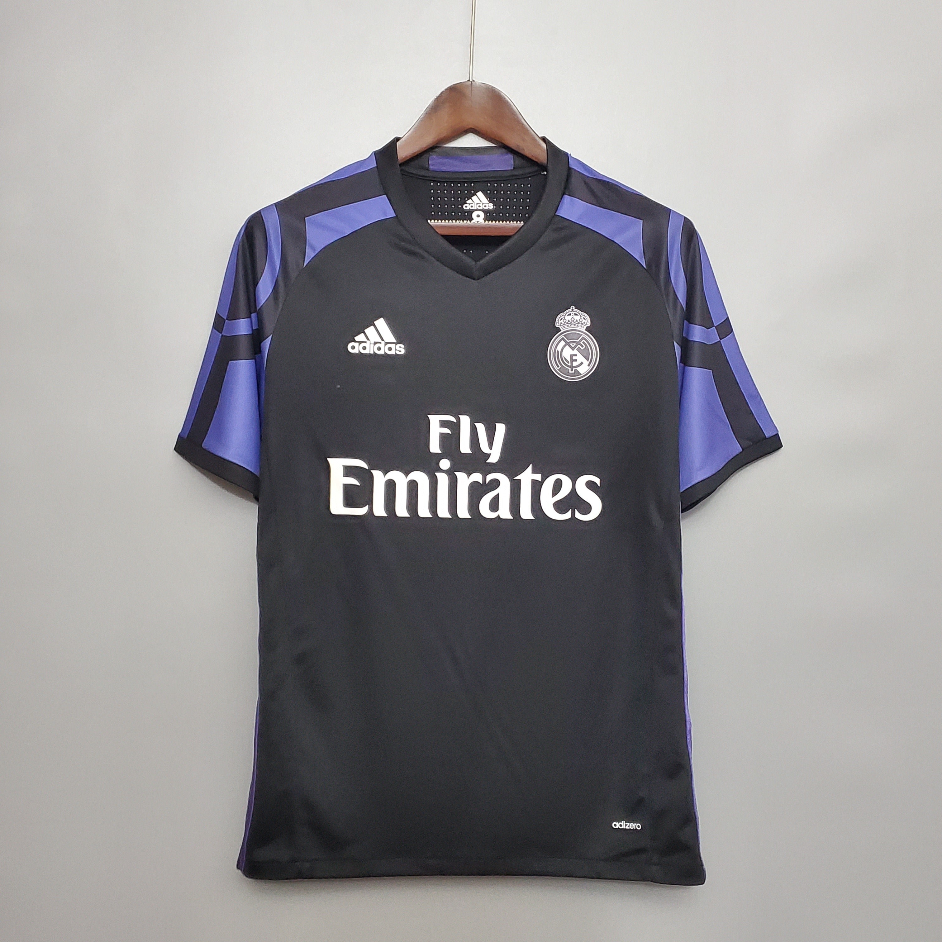 Retro Real Madrid 15/16 Third away