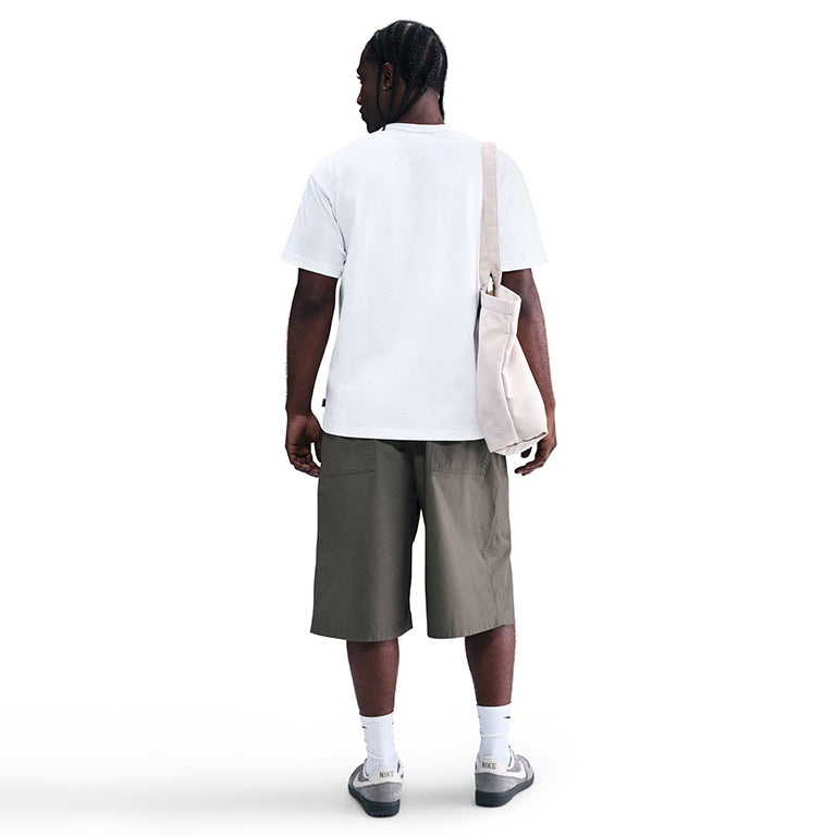 Nike Sportswear Premium Essentials T-Shirt