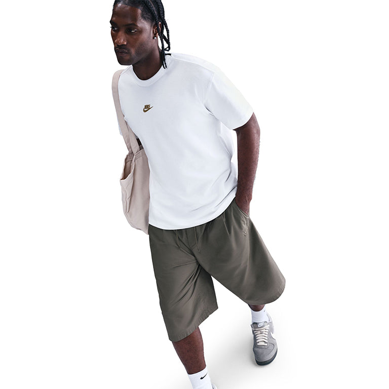 Nike Sportswear Premium Essentials T-Shirt