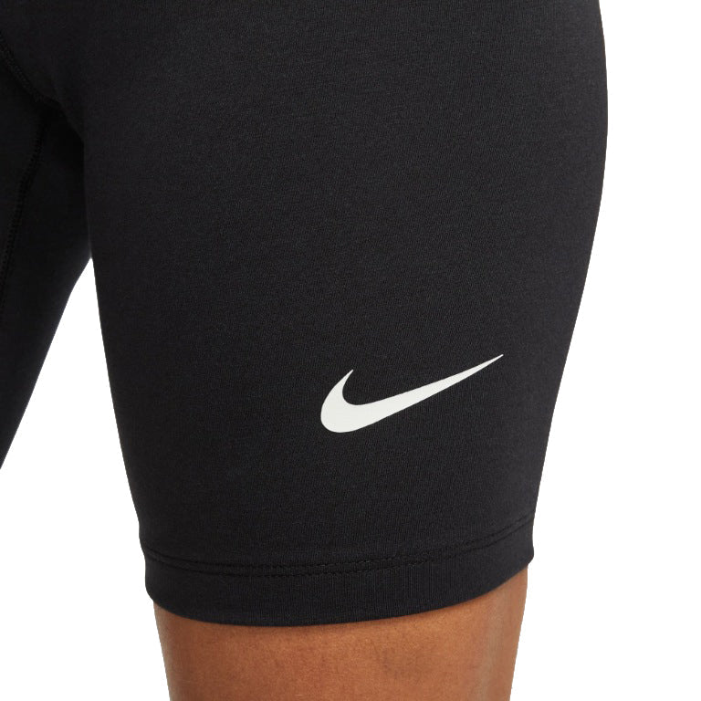 Nike Spportswear Classic High-Waisted 8" Black Biker Shorts