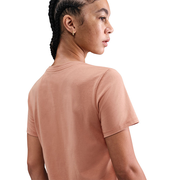 Nike Sportswear Club Essentials T-Shirt