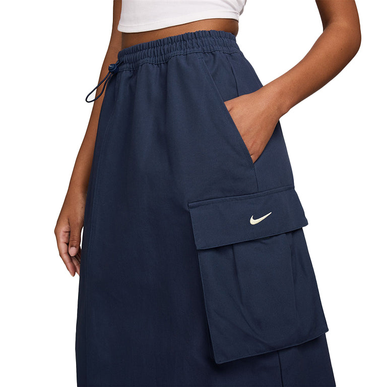 Nike Sportswear Loose Cargo Skirt