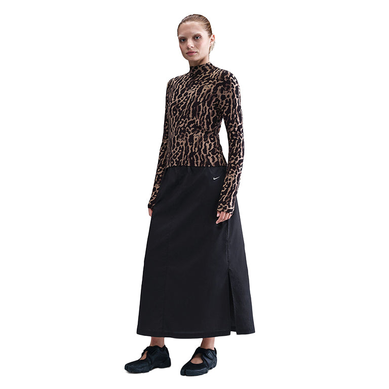 Nike Sportswear Chill Knit Slim Long-Sleeve T-Shirt