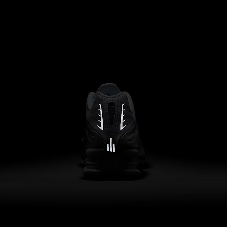 Nike Shox R4 GS