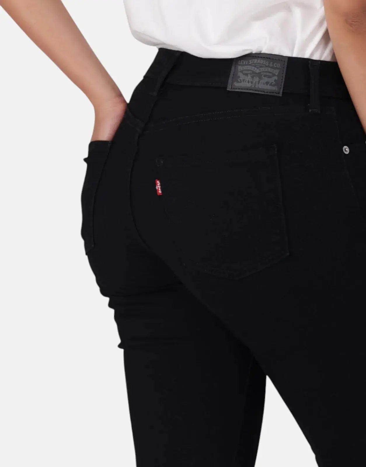 Levi's Curvy Hirise Super Skinny Black Saturation Jeans