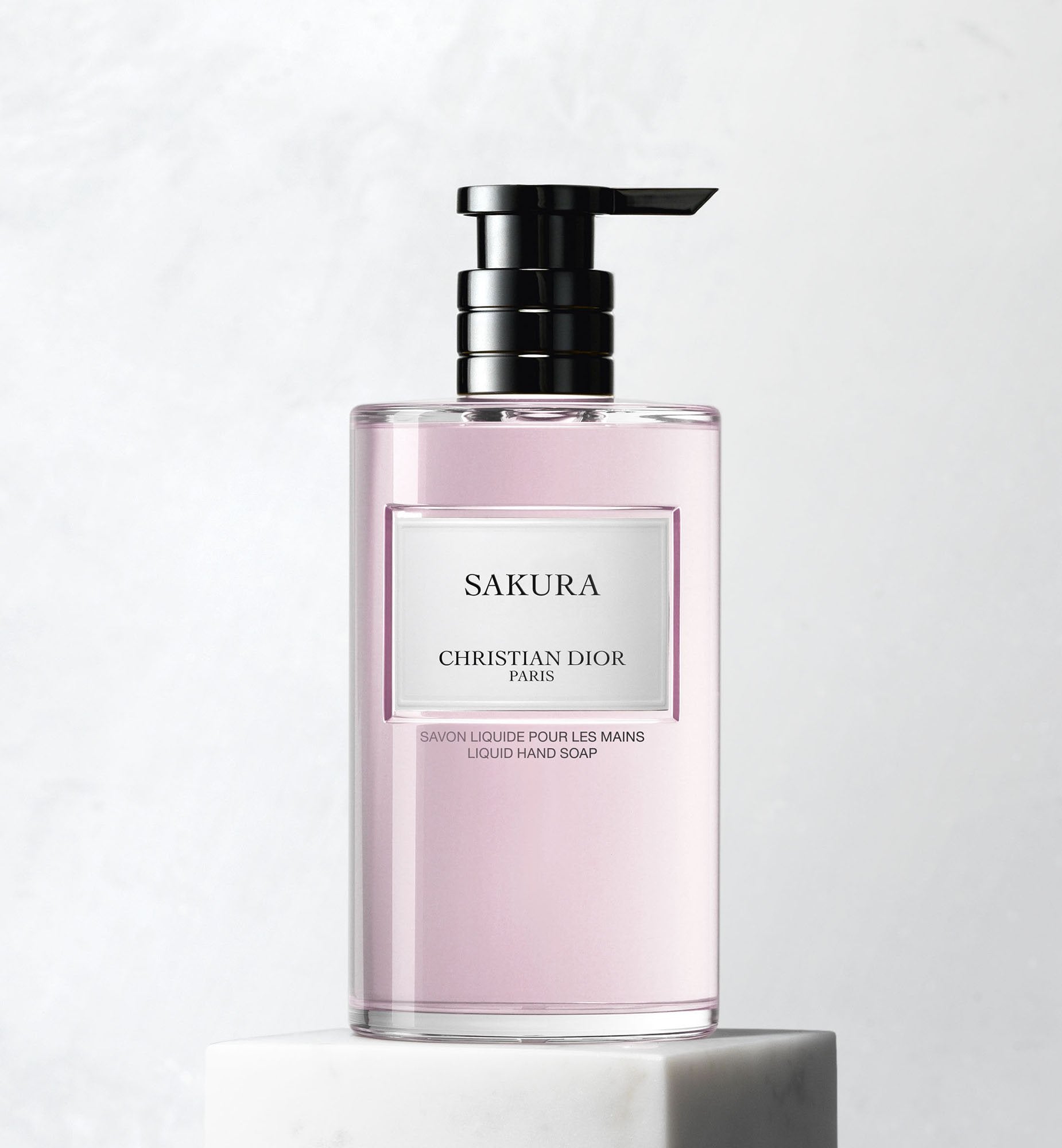 SAKURA
LIQUID HAND SOAP